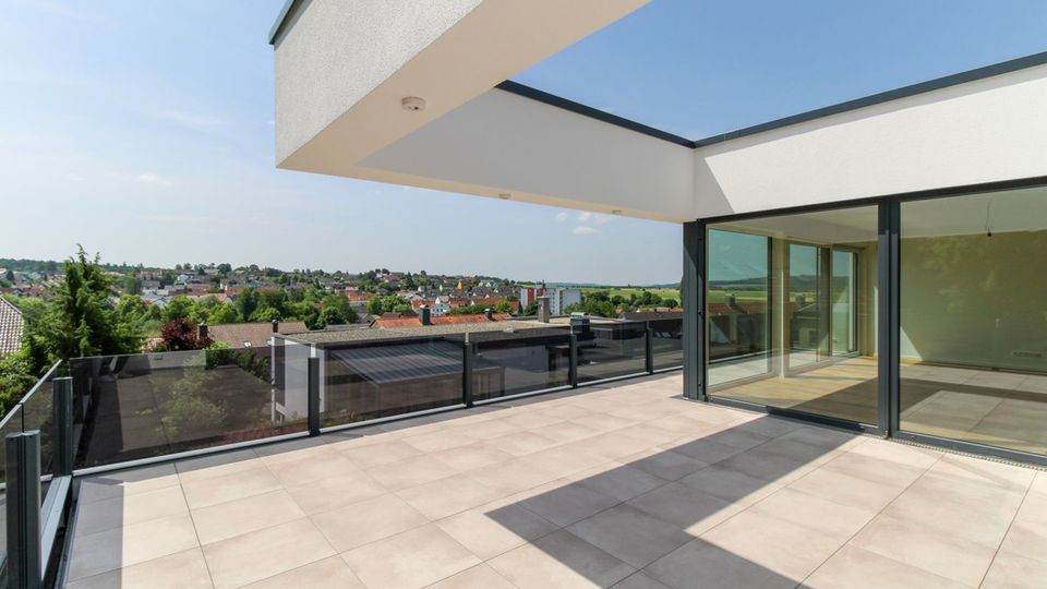 Neubau Erstbezug: Traumhafte Penthousewohnung mit südlich ausgerichteter Dachterrasse und Fernsicht in Künzell
