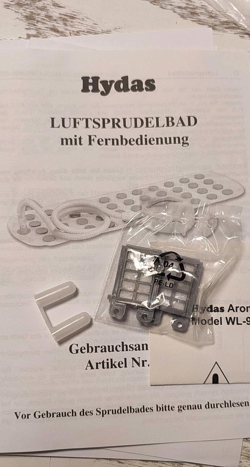 Sprudelbad mit rollbarer Matte, Fernbedienung von Hydas in Hötensleben