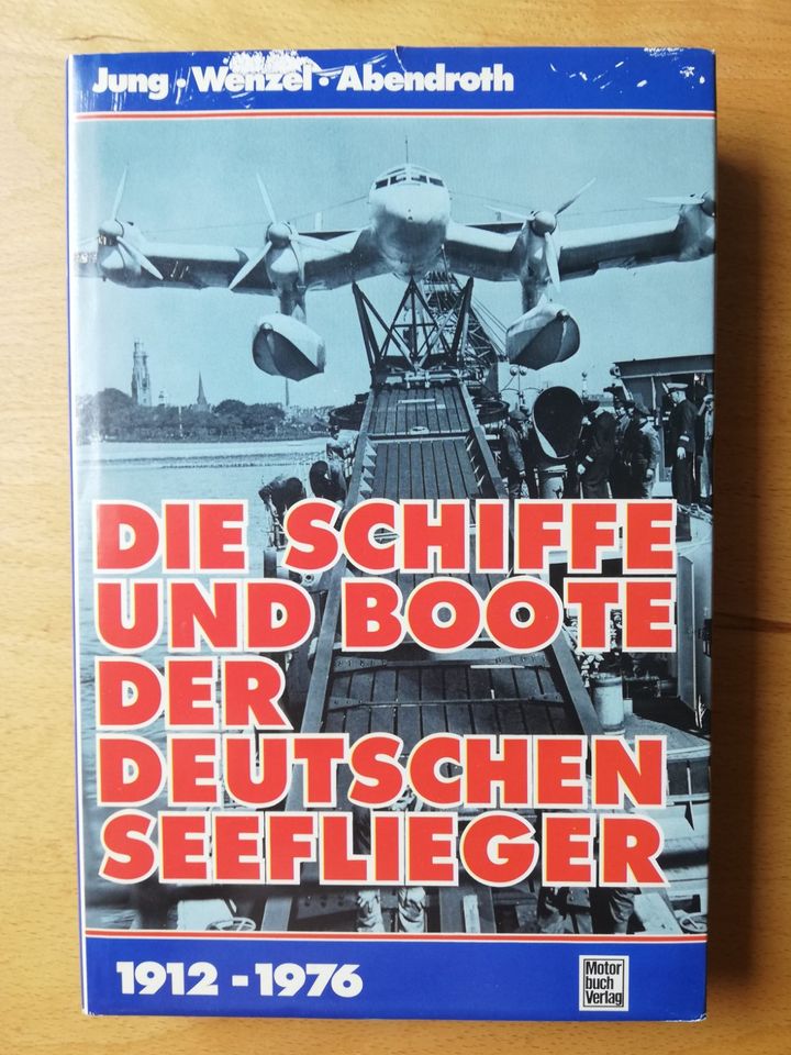 Kriegsschiffe – Marine – Bücher 10 € in Rohr Mittelfr.
