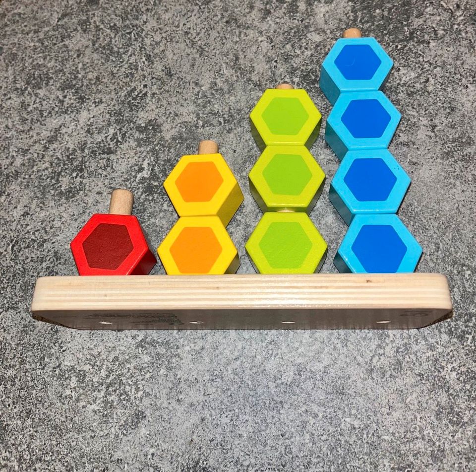 Diverses Kleinkind Spielzeug Holz Autobahn Puzzle bunt Montessori in Forchheim