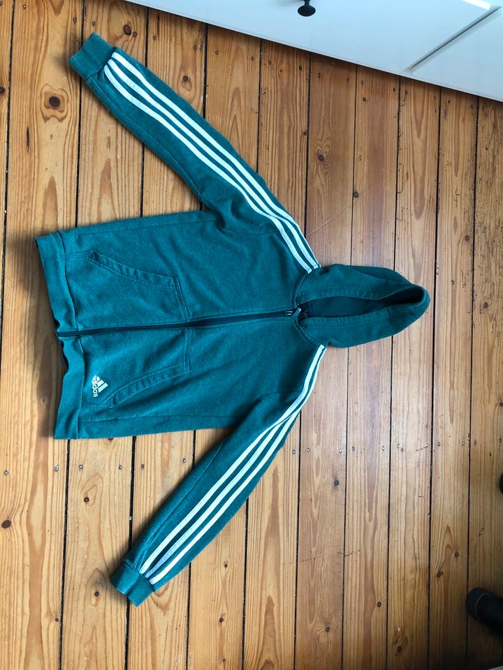 ADIDAS Kinder Kapuzenjacke grün meliert Gr.152 in Bremen