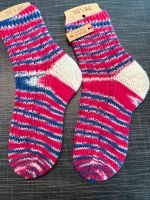 Wollsocken handgestrickt 33/34 Alwinas Strickwelt Nordrhein-Westfalen - Lemgo Vorschau