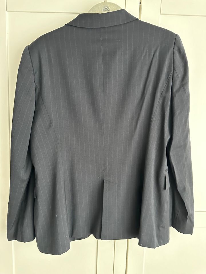 ZARA Anzug Hosenanzug Business Hose Blazer blau Nadelstreifen XL in Duisburg