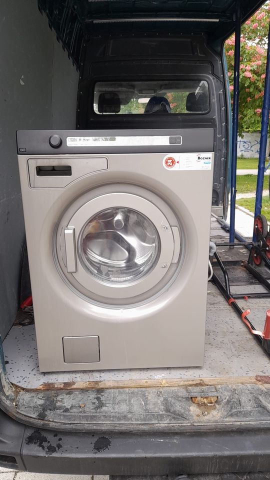 Industrie Waschmaschine in München