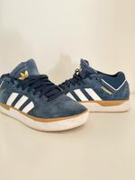 Adidas Tyshawn Jones Größe 38,5 Wuppertal - Barmen Vorschau