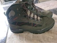 Lowa Wanderschuhe Outdoorschuhe Goretex Gr.41 TOP Nordrhein-Westfalen - Paderborn Vorschau