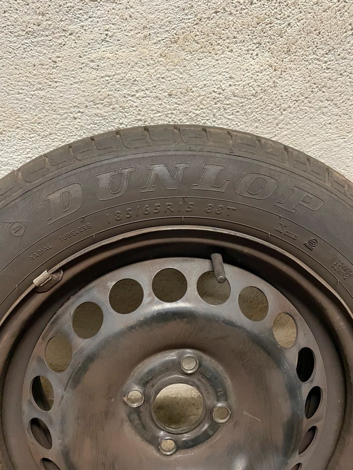 Sommerreifen 185/65 R15 auf Stahlfelgen Opel Corsa in Nideggen / Düren