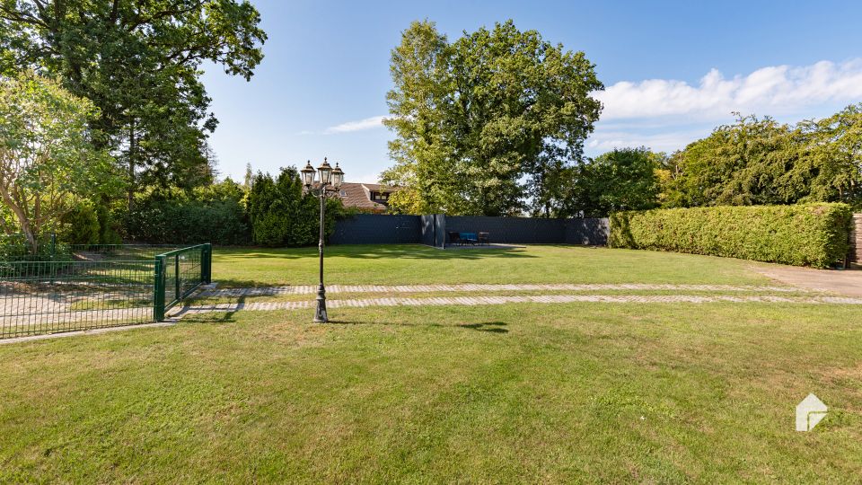 Saniertes EFH mit idyllischem Blick, großem Garten und Stellplätzen in traumhaft ruhiger Lage in Groß Kummerfeld