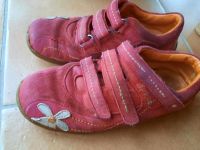 ELEFANTEN Sneakers Wildleder rot mit Blume Gr.  33 S schmal Rheinland-Pfalz - Waldbreitbach Vorschau