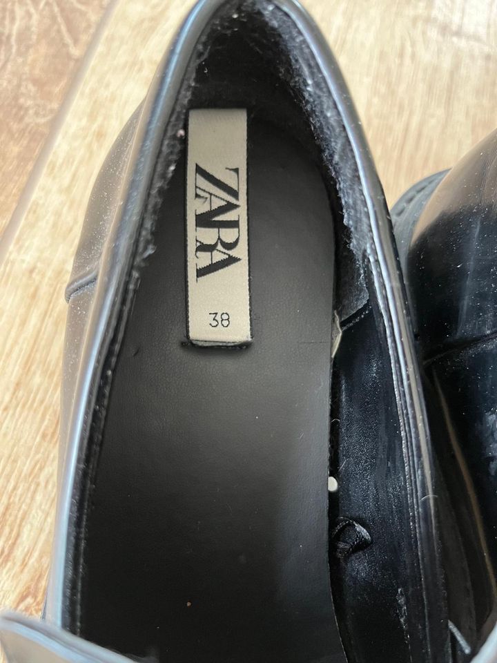 Neuwertige Schuhe / Loafer gr. 38, Zara in Tübingen