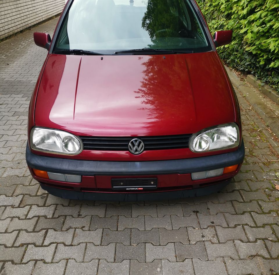 VW Golf 3 III Rolling Stones Edition rot Volkswagen in Alsdorf