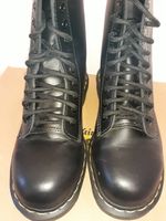 Dr. Martens Boots Stiefel NEU Frankfurt am Main - Altstadt Vorschau