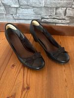 Süße S.Oliver Leder Pumps Schwarz ca.  5 cm hoch  Gr.39 Brandenburg - Teltow Vorschau