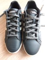 Adidas Schuhe zu Verkaufen 15€ Niedersachsen - Hage Vorschau