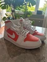 Jordans Weiß Orange 37.5 Hessen - Kelkheim Vorschau