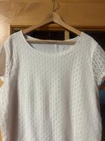 Taifun Damen Spitzen Shirt Gr. 46 Creme neuwertig Bayern - Kranzberg Vorschau