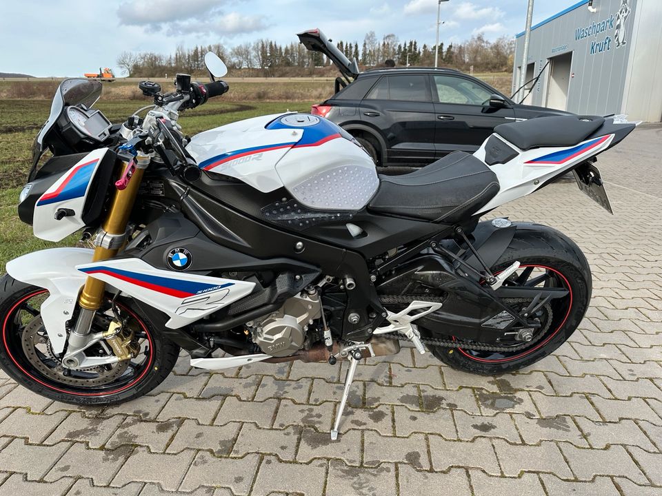 BMW S1000R 2018 k47 165ps Motorrad in Bad Breisig 