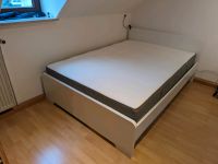 Bett mit Matratze (140x200) München - Laim Vorschau