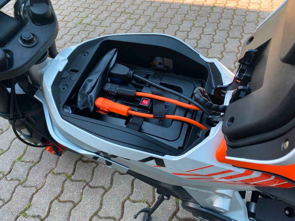 Tromox UKKO S | Elektro Motorrad | 125ccm | B196 | Tango Orange in Walsrode