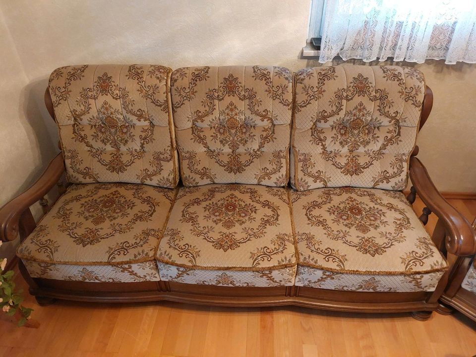 Sofa - Couch - Sessel- 3 Sitzer Sitzgarnitur, Antik,Retro,Sammler in Unterpleichfeld