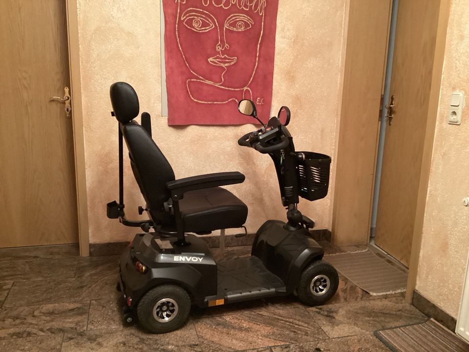 Elektrischer Rollstuhl in Lebach