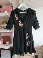 Topshop Kleid schwarz Chiffon Rosen Wednesday Goth Alt Vibe Bayern - Wertingen Vorschau