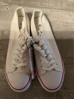 Turnschuhe weiß  gr. 40 neu Stuttgart - Stuttgart-Ost Vorschau
