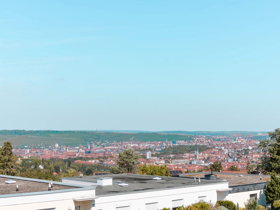 Außergewöhnliche Villa mit Weitblick! in Würzburg