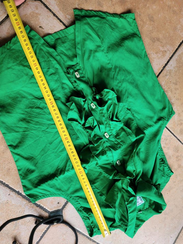 Grüne Ärmellose Bluse, Rüschen, Edith Kumar Casual M/L in Geesthacht