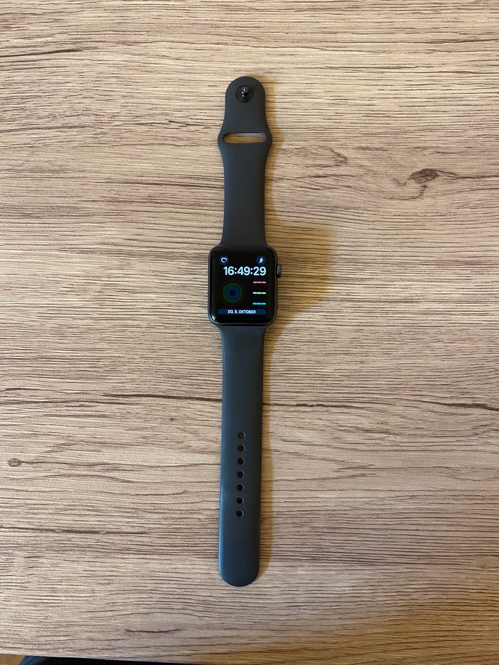 Apple Watch Series 3 (42 mm) in Duisburg