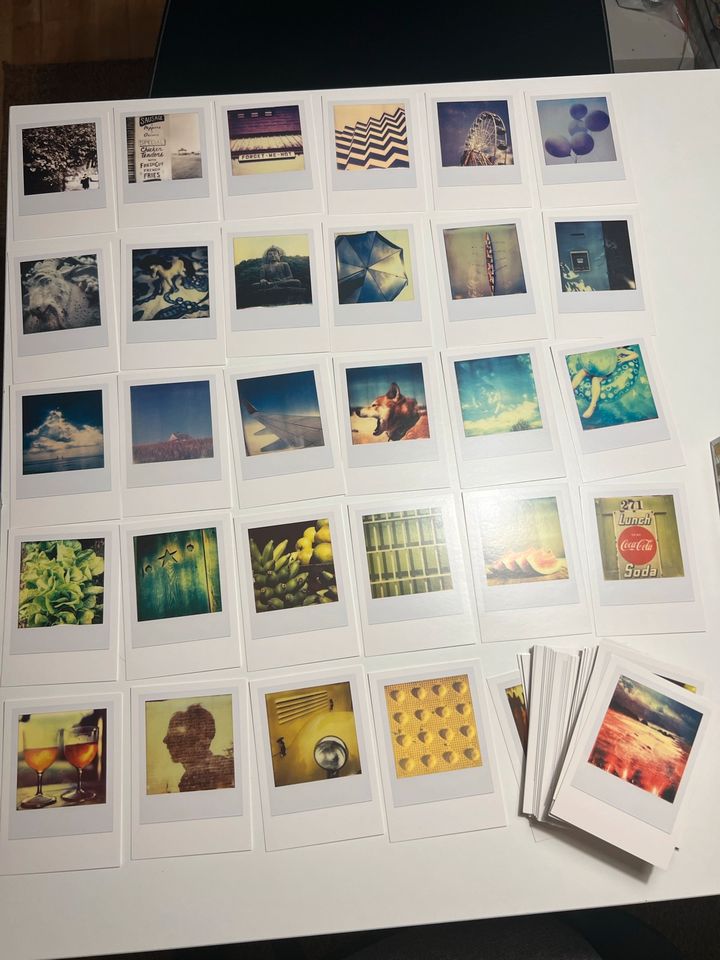 Postkarten-Set (96 Karten, Polaroid Stil mit Farbgradient) in Centrum