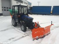 Farmtrac 26 26PS Hydrostat Winterdienst Schneeschild Streuer NEU Sachsen-Anhalt - Osterweddingen Vorschau