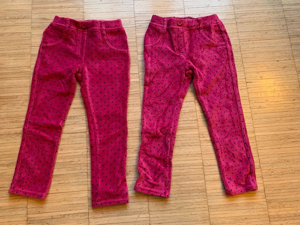 Benetton Chenille-Hose pink 98 in Lörrach