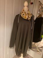 Khaki Long Hoodie Bayern - Hof (Saale) Vorschau