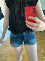Low-waist Shorts mit Stickereien Düsseldorf - Wersten Vorschau