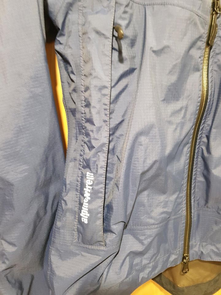 Hochwertige Salewa Alpine-xtrem Regen-jacke Windjacke Gr. XS in Nürnberg (Mittelfr)