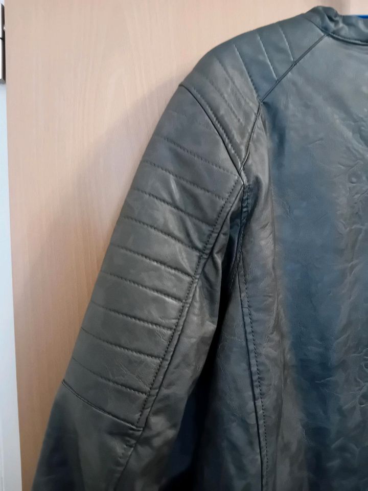 Herren Lederjacke Imitat in Düren