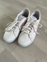 Adidas Sneaker weiß/rosa Streifen ungetragen Baden-Württemberg - Bruchsal Vorschau