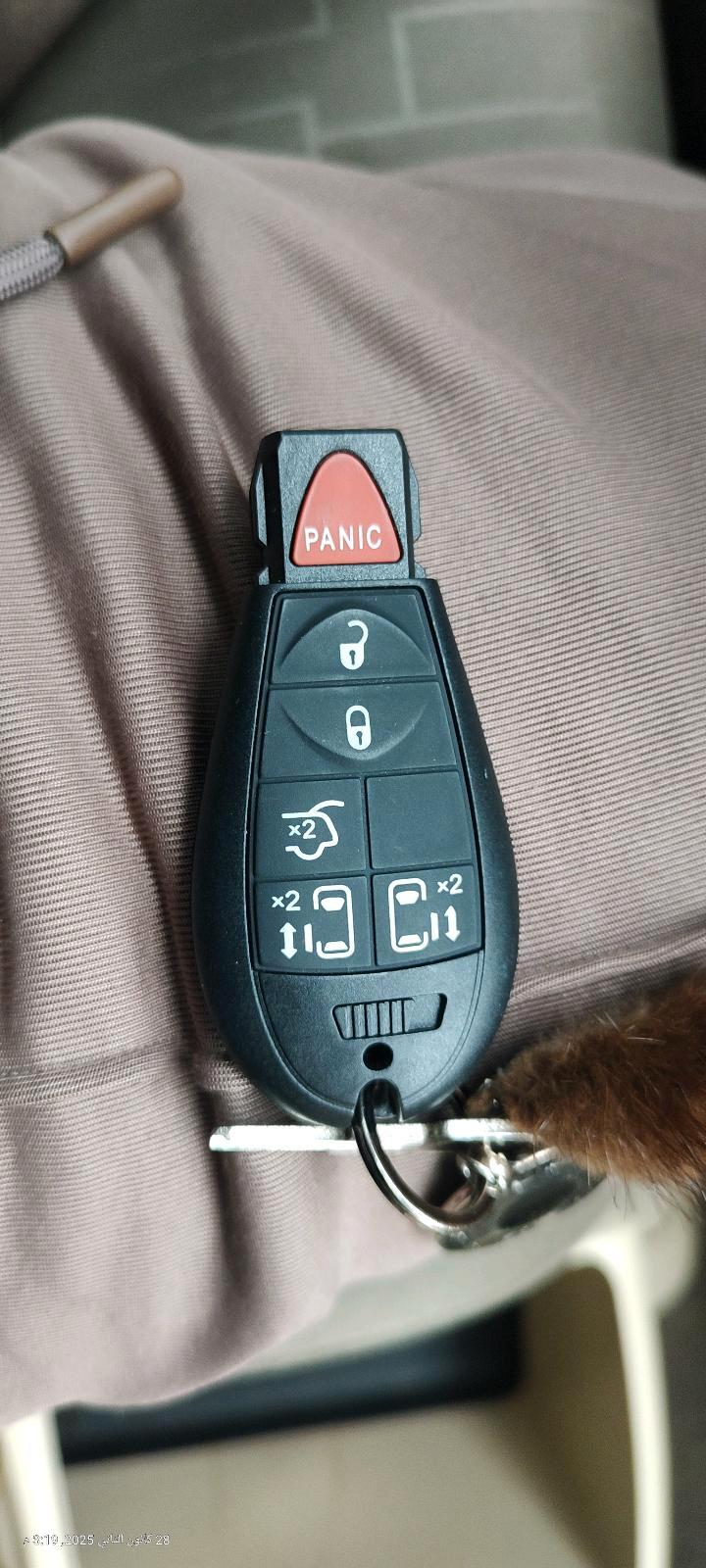 Abbildung des Autos VW ROUTAN 2009