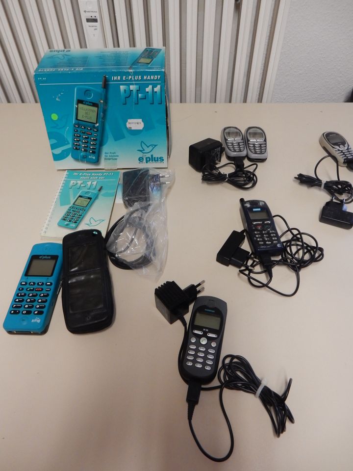Konvolut div. Handys Simens / Nokia für Bastler und Sammler in Bad Kleinen