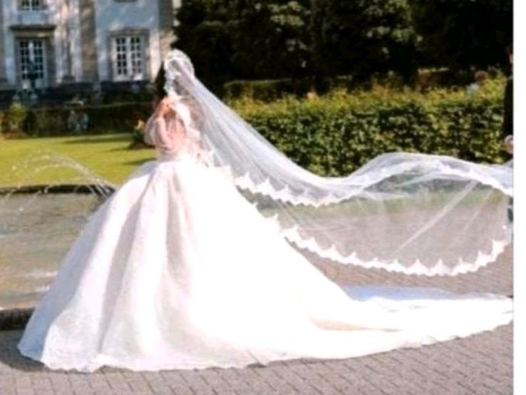 Brautkleid Prinzessin Hochzeitskleid Standesamtkleid Verlobung in Löhne