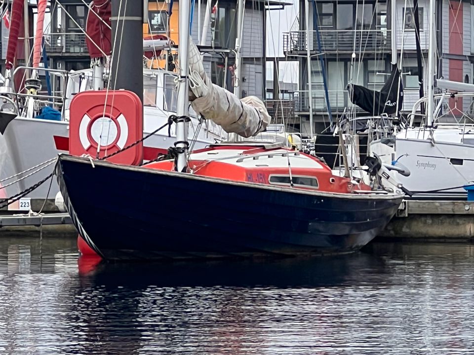 Segelboot FOLKEBOOT "DK 697"  GFK / Alu-Mast / E-Motor in Flensburg