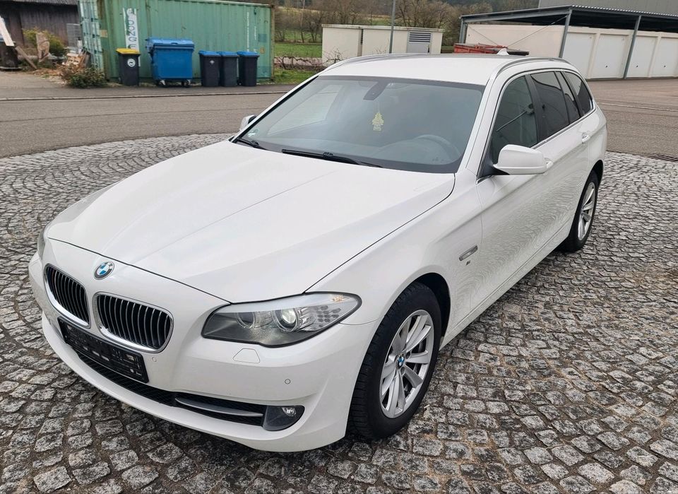 BMW 520D | E5 | 3. HAND | TÜV 07.2025 in Wurmlingen