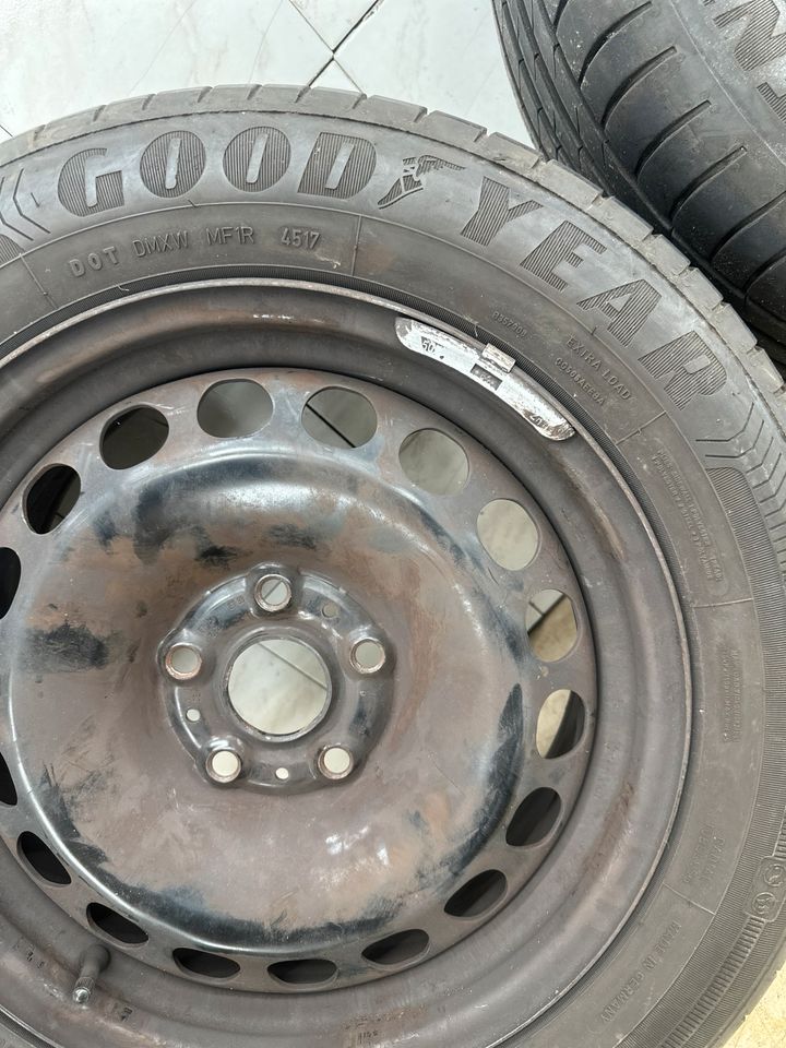 2x 205/60 R16 Sommerreifen auf Stahlfelgen GOODYEAR 6mm VW Sharan in Remscheid