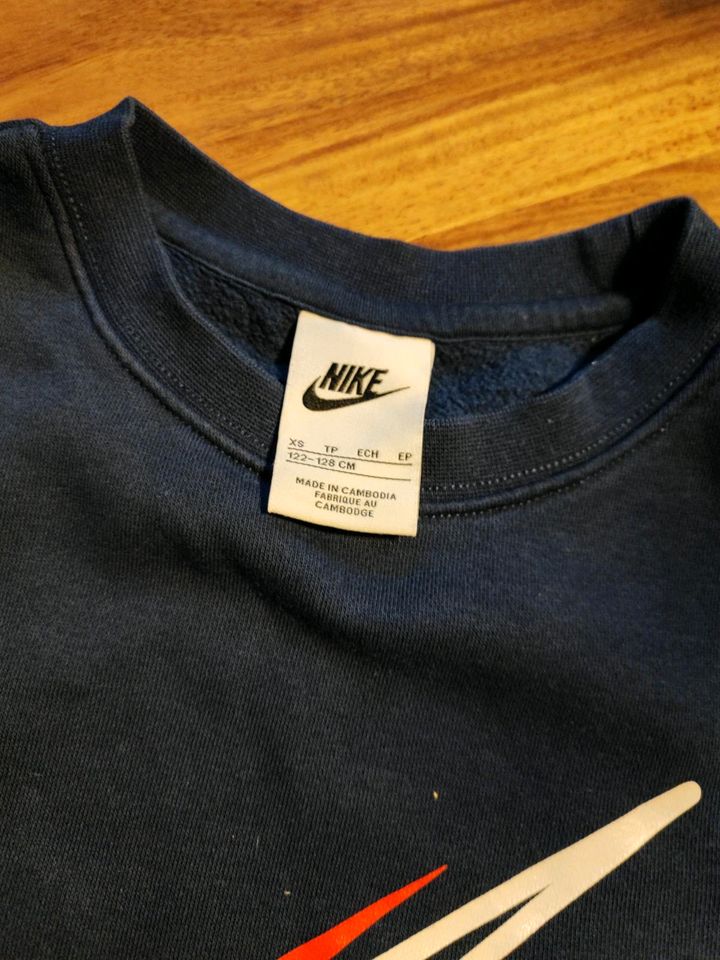 Nike Pullover Sweatshirt in Ahrensburg