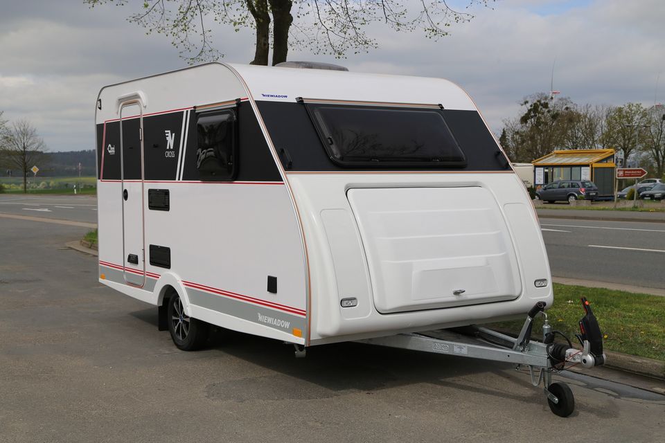 SALE! Wohnwagen Caravan Niewiadow 395x205x182cm 1000kg zGG in Seesen