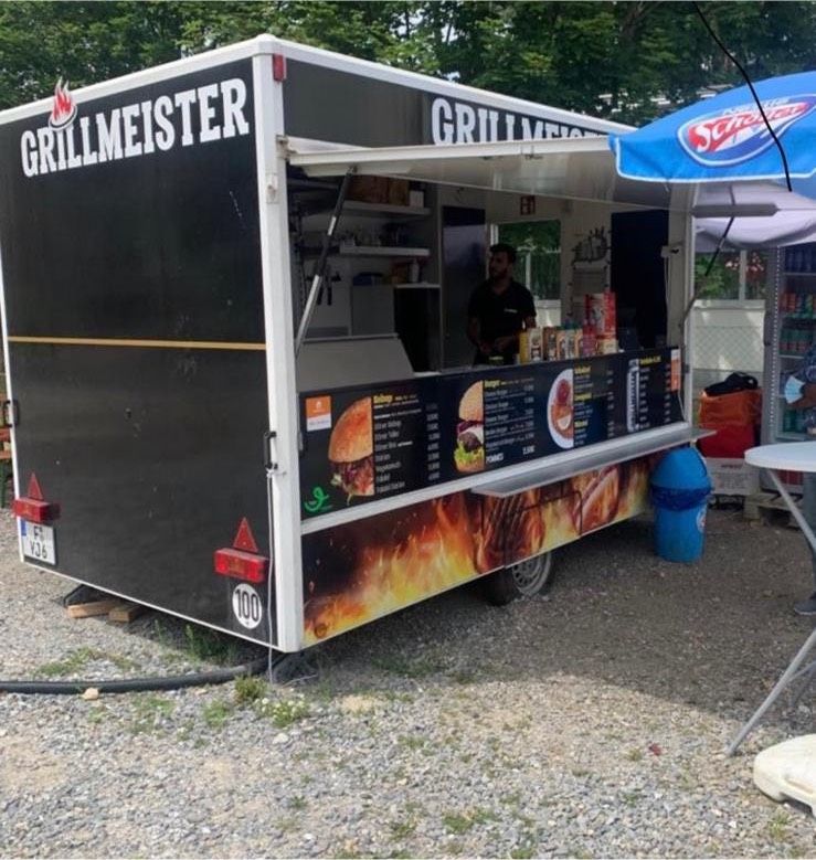 Imbissanhänger Imbiss Imbisswagen Burger Döner mieten in Bad Vilbel