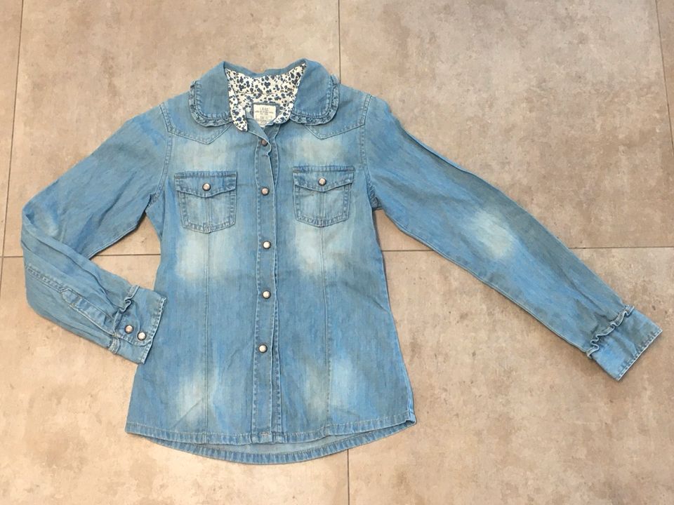 ❤️ H&M Mädchen Jeans Hemd Bluse Gr. 140 Super Zustand ❤️ in Düsseldorf
