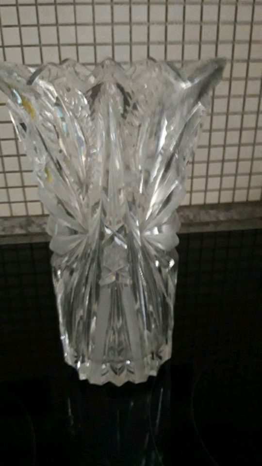 Schleuderstern Vase,Schale Kristall,auch Preßglas,Römer ab 4€ in Berlin