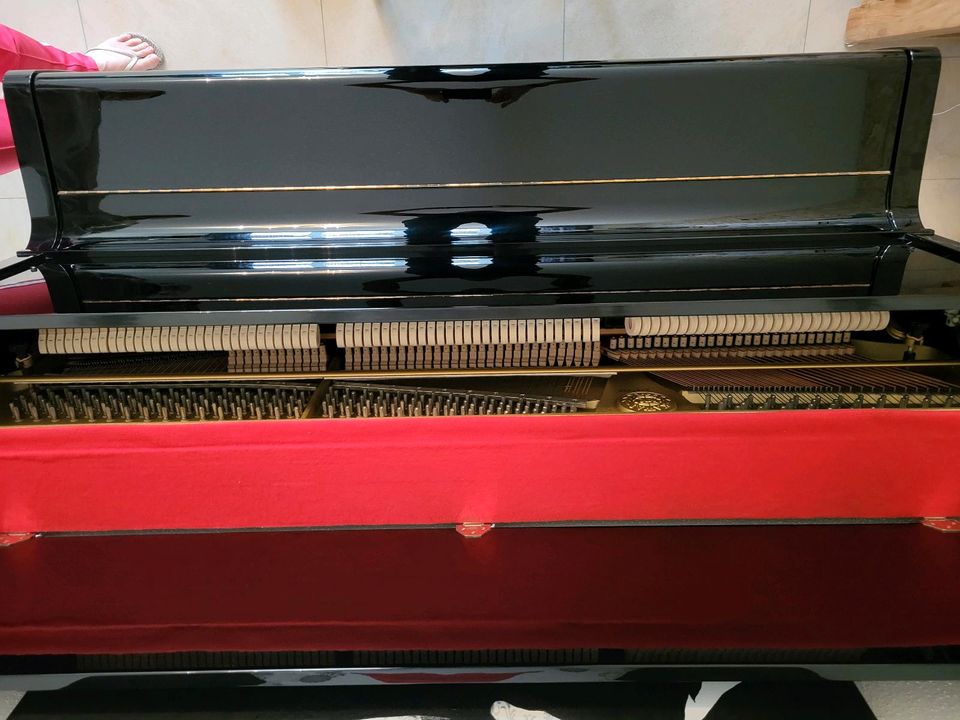 Klavier Kawai AT-22 silent, 122cm in Parkstetten